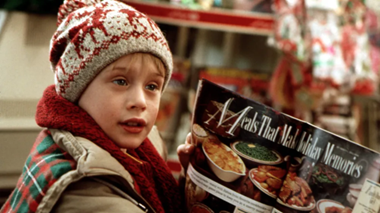 An iconic picture of Kevin from Home Alone.